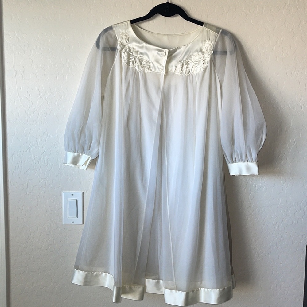 Gossard Artemis Nightgown Set Satin Trim 3/4 sleeve Sheer Ivory nightgown Sz MP - Picture 5 of 17